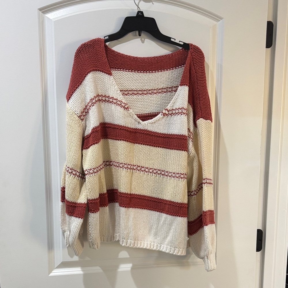 Zenana Outfitters Red and Cream V-Neck Sweater